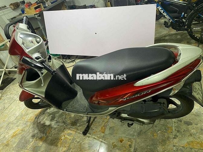 Honda Vision 2011 màu Đỏ