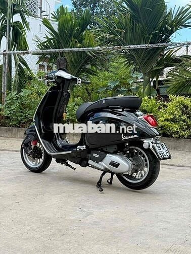 Vespa Sprint 150 2016 Đen nhám Bstp 9 chủ