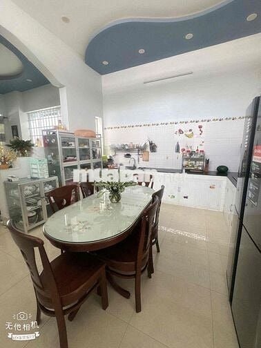 NHÀ MẶT TIỀN KINH DOANH THIỆN CHÍ GẶP CHỐT NHANH