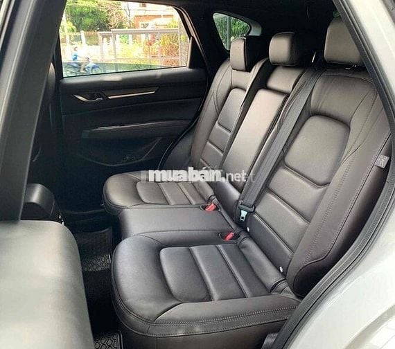 Mazda CX-5 Premium Exclusive Trắng 7400 km