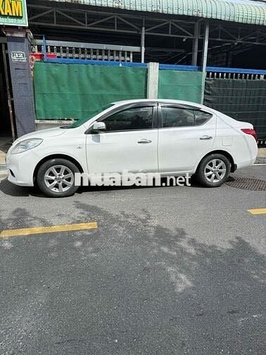 Nissan Sunny 2016 Tự động Trắng