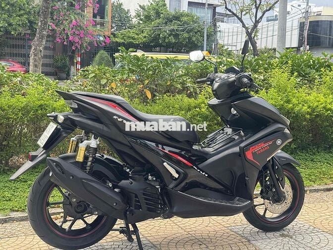 Yamaha NVX 155 2019 Đen nhám