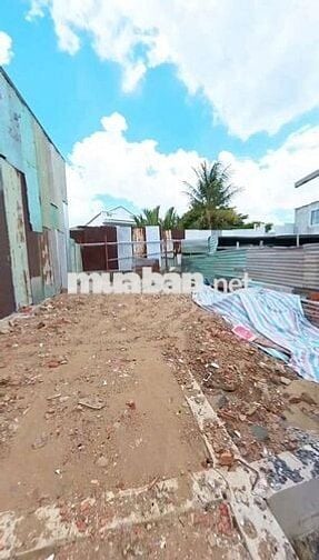 ĐẤT QUẬN 7 RỘNG, HẺM Ô TÔ, 2.5tỷ TL
- Cần bán miếng đất, hẻm ô tô