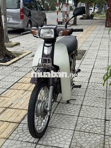 Honda Dream II Thái Lan Nâu Trắng