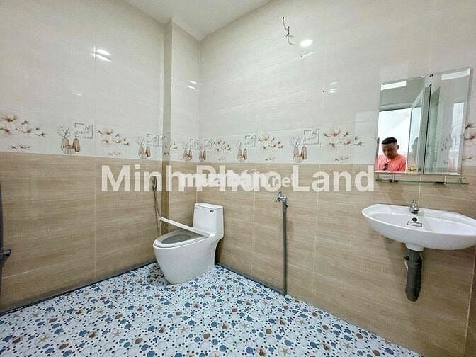 Nhà 4 tầng đúc Hoàng Trọng Mậu P.Tân Hưng Q7- 82m2 4PN - Nhỉnh 4t
