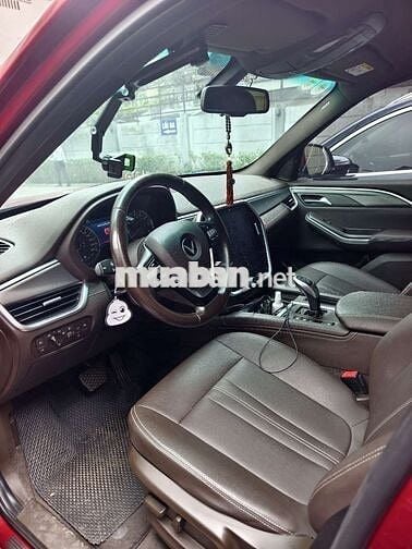 VinFast Lux SA2.0 Plus 2019 7 chỗ Đỏ