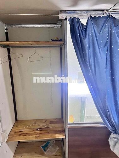 phòng 4mx3m. có gác. có máy lạnh. lối đi riêng. giờ giấc tự do