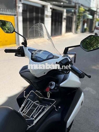 Yamaha NVX 155 - tháng 12/2016