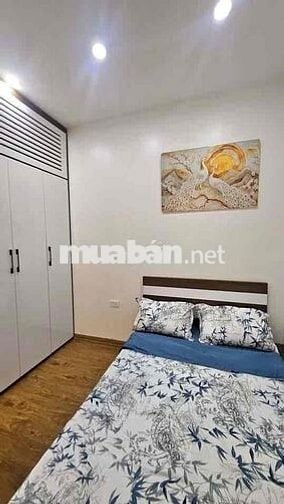Bán TT Hoàng Quốc Việt, nhà siêu đẹp, thoáng, 2 ngủ khách bếp full NT