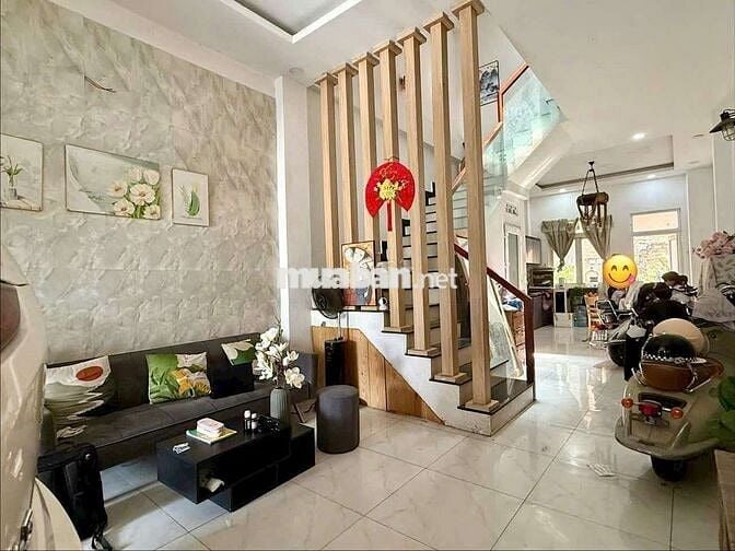 BÁN NHÀ SÁT MT QL13.HIỆP BÌNH PHƯỚC. THỦ ĐỨC - 77.5m2 - Giá 6.3 tỷ tl