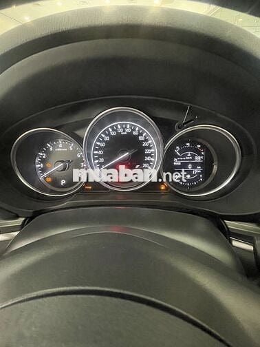 Mazda CX-5 Deluxe-E vàng ánh kim 5 chỗ