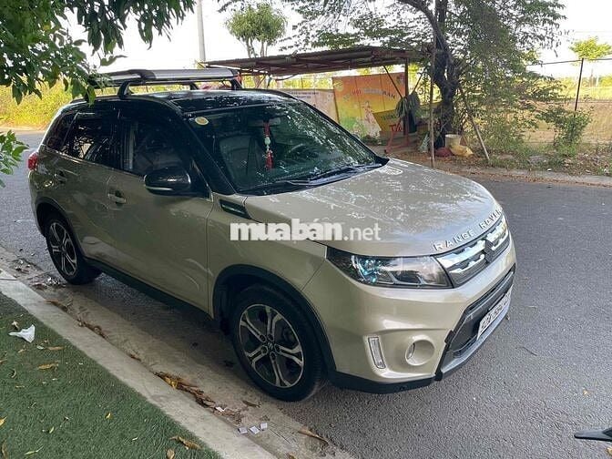 Suzuki Vitara 1.6 AT 2016 màu Be