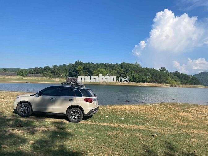 Suzuki Vitara 1.6 AT 2016 màu Be