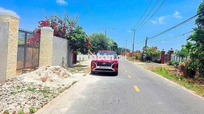💵 Giá ngộp : Ngang 10 1 tỷ249 bớt lộc Lâu lâu mới có kèo thơm giá rẻ, 
