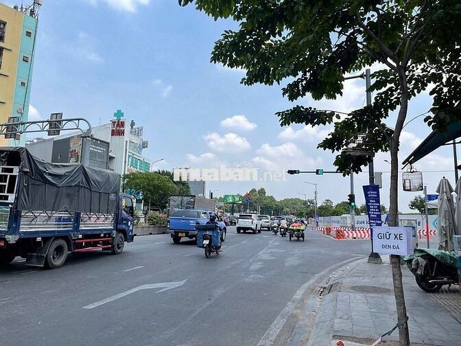  Góc 2 Mặt Tiền Đường Cộng Hòa Ngay Mũi Tàu, Phường 15, Quận Tân Bình.