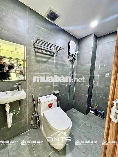 Cho Thuê Căn Hộ Full Nội Thất - Cửa Sổ Lớn - Ngay ĐH Văn Lang