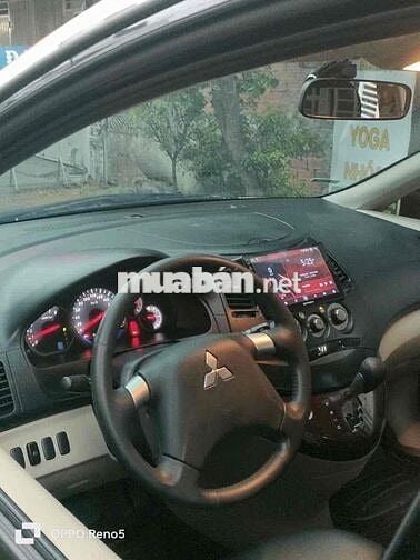 Mitsubishi Grandis 2008 Vàng 7 chỗ