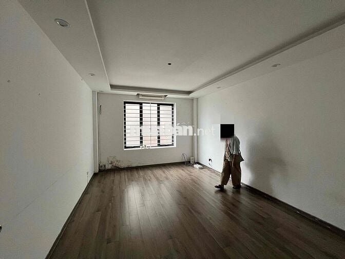 Chính chủ cho thuê nhà ngõ 120 Yên Lãng