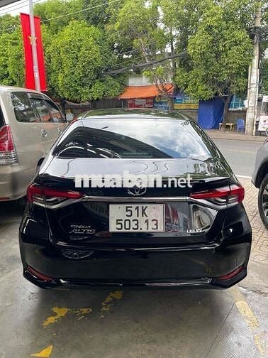 Toyota Corolla Altis 1.8V 2022 / 1 chủ từ đầu