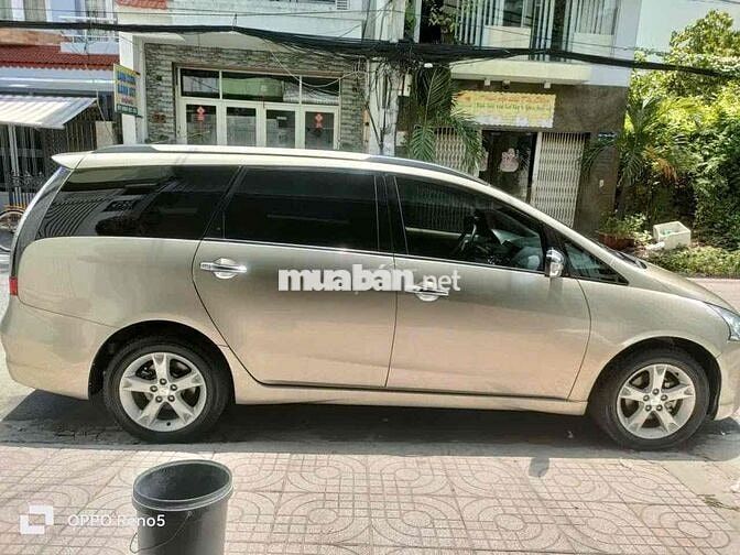 Mitsubishi Grandis 2008 Vàng 7 chỗ