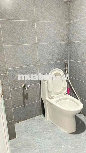 Mình cần cho thuê nhà nguyên căn ở 534/11 Điện Biên Phủ phường21 quận