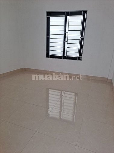 Gấp bán nhanh nhà ngõ Hồng Mai, gía 5.6 tỷ, hơn 26m2, lô góc 