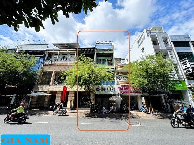 BÁN NHÀ MẶT TIỀN KINH DOANH : 313 HỒNG BÀNG - P. 11 - Q. 5 - TPHCM