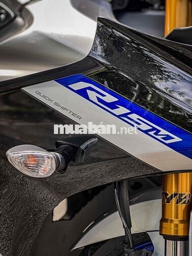 Yamaha R15M 2026 Bạc, Đen 3.300km, có giao lưu xe.