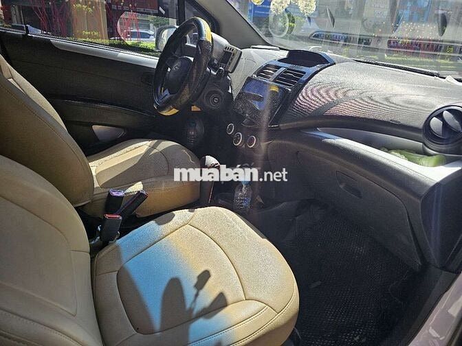 Chevrolet Spark 2013 Trắng 4 chỗ