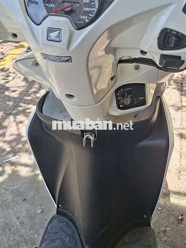 Honda Vision 2015 Trắng