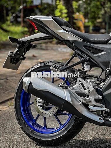 Yamaha R15M 2026 Bạc, Đen 3.300km, có giao lưu xe.