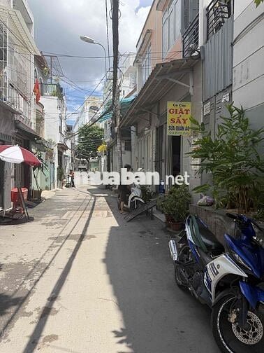 nhà rộng 60m 3pn 10tr Nguyễn Thái Sơn p5 Gò Vấp