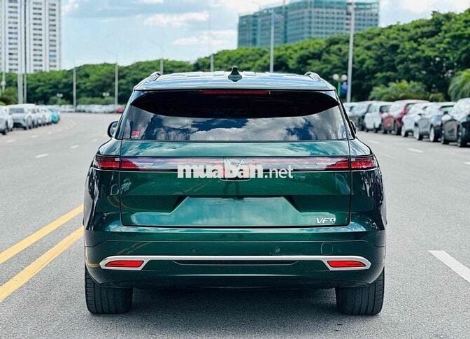 VinFast VF9 Plus 2024 Xanh rêu 7 chỗ 15000 km