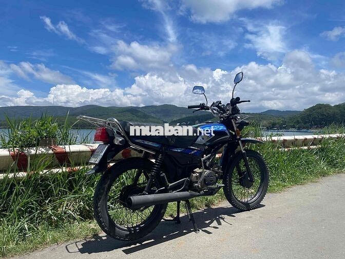 Xe Win 140 xanh đen