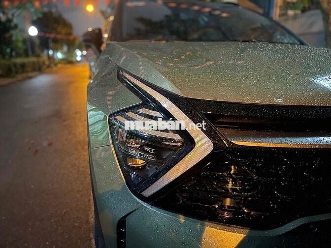 Kia Sportage Signature Xline 2022 Dầu Xanh rêu