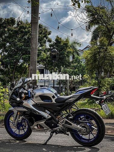 Yamaha R15M 2026 Bạc, Đen 3.300km, có giao lưu xe.