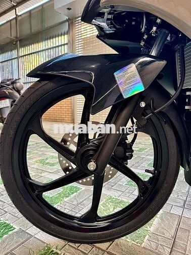 Yamaha 135 Fi LC V8 2025 Vàng Cát Mới 100%