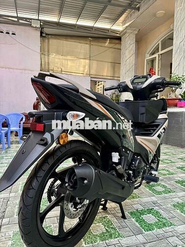 Yamaha 135 Fi LC V8 2025 Vàng Cát Mới 100%