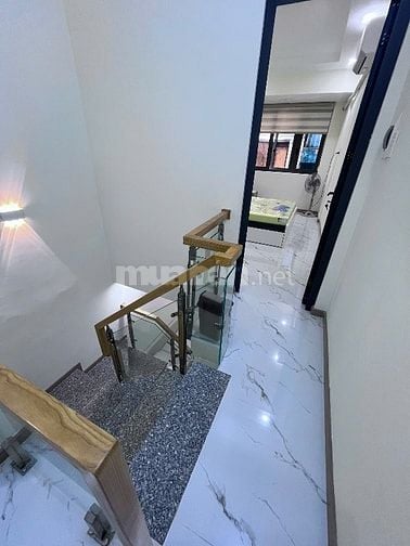 Bán nhà 34m2 đất. Hẻm 274/21 Võ Văn Tần. Nhà mới đủ nội thất 
