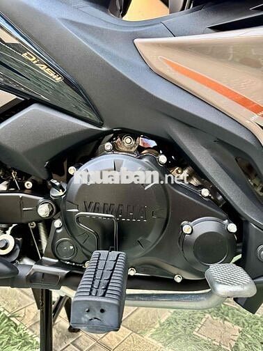Yamaha 135 Fi LC V8 2025 Vàng Cát Mới 100%