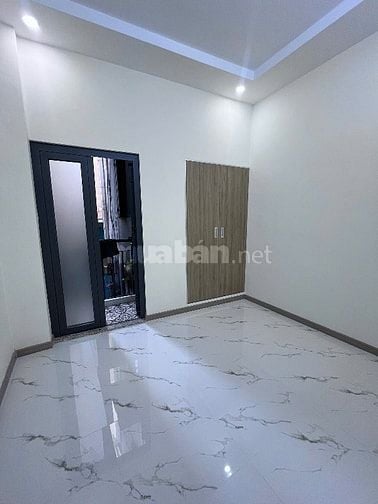 Bán nhà 34m2 đất. Hẻm 274/21 Võ Văn Tần. Nhà mới đủ nội thất 