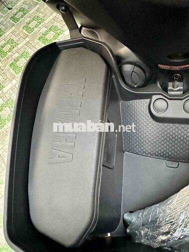 Yamaha 135 Fi LC V8 2025 Vàng Cát Mới 100%