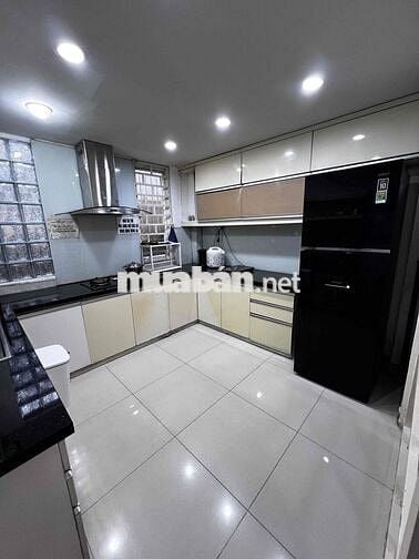 CHO THUÊ PHÒNG MỚI H511 HUỲNH VĂN BÁNH