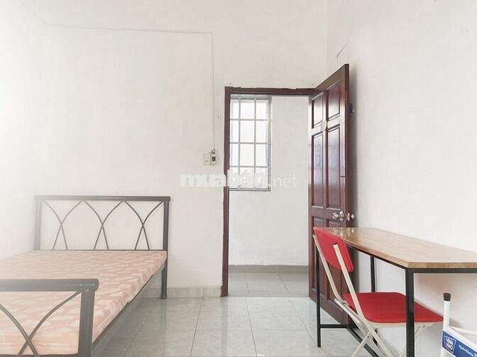 Cho thuê phòng nhỏ đường Cô Bắc, Phú Nhuận (ở 1 nam)