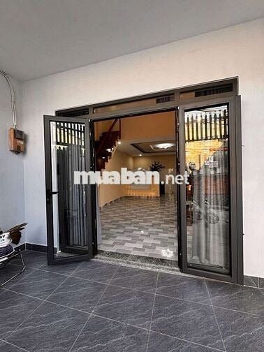 🔥 HƠN 5 TỶ – NHÀ NGAY PHẠM VĂN ĐỒNG, VỊ TRÍ KHÓ TÌM 🔥
🏡 60m² – 2 tầng