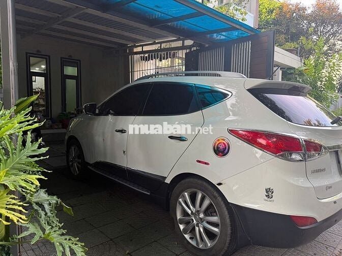Hyundai Tucson Ix35 2011 Trắng 79,000 Km