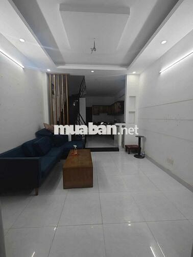 Cho thuê nhà nguyên căn 1 trệt 2 lầu sát PHẠM VĂN ĐỒNG NGAY TECCO TOWN
