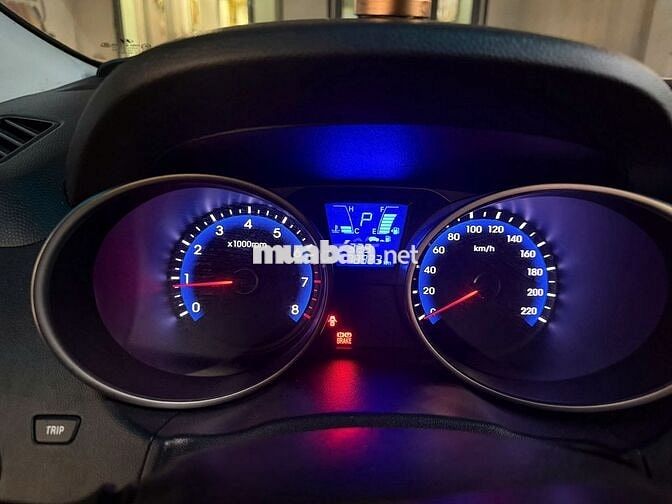 Hyundai Tucson Ix35 2011 Trắng 79,000 Km