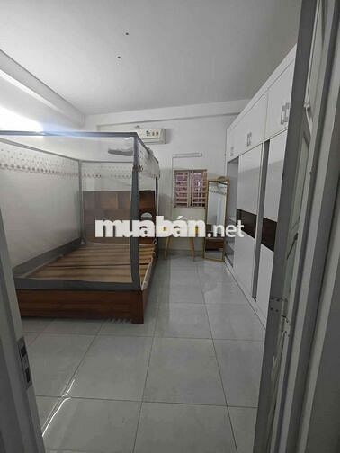 Cho thuê nhà nguyên căn 1 trệt 2 lầu sát PHẠM VĂN ĐỒNG NGAY TECCO TOWN