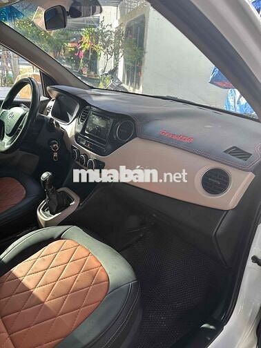 BÁN GẤP I10 SEDAN ,SỐ SÀN, MÀU TRĂNG 2015